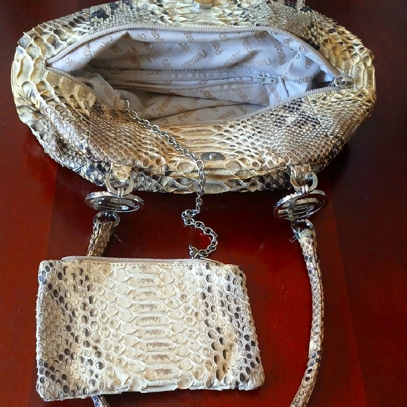 Fernando Pensato 'Python' Snakeskin Patterned Handbag - Picture 6 of 16